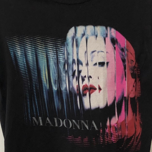 Madonna MDNA Concert Tour Tee (Toronto Show) - Size Small - Picture 3 of 6
